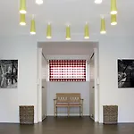 Louisenhof Ferienapartments Und Wellness * Бург