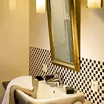 Апартаменты Louisenhof Ferienapartments Und Wellness Бург